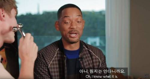 문화 충격받은 윌스미스 근황.jpg