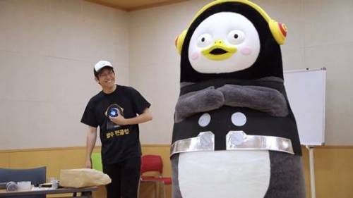 [스압] 고통받는 펭수TV 스탭들....jpg