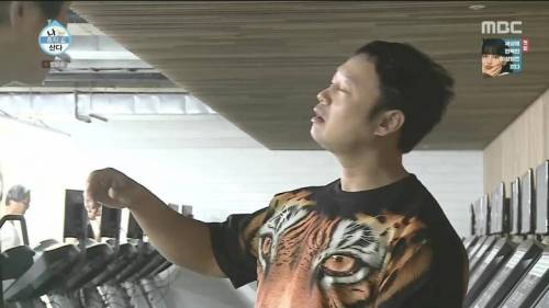 관장님의 한무당 뺨치는 헬스장 만병통치론.jpg