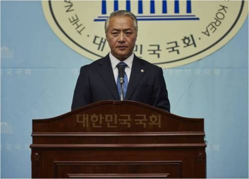 적폐 전문 배우.jpg