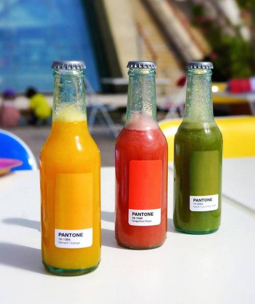 [스압] 색을 맛보는 `팬톤(Pantone) 카페`.jpg