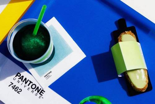 [스압] 색을 맛보는 `팬톤(Pantone) 카페`.jpg