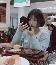 립스틱 보호 신공.gif