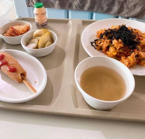 [스압] 어느 디씨인의 병원밥...jpg