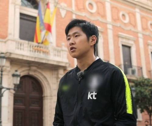 KBS의 이상한 모자이크.jpg