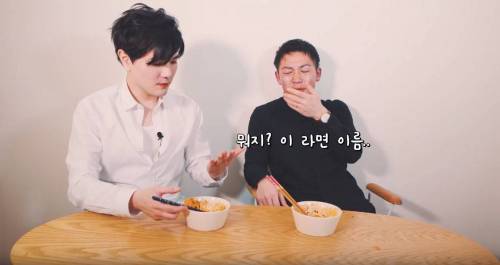 핵 불닭볶음면 먹은 일본인.jpg