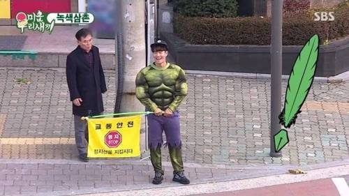 [스압] 유세윤 아들의 소원을 위해 한 몸 바치는 상남자 김종국.jpg