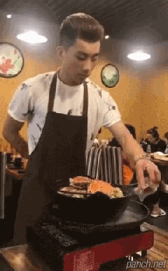 해물탕 잡내제거하는 기술.gif
