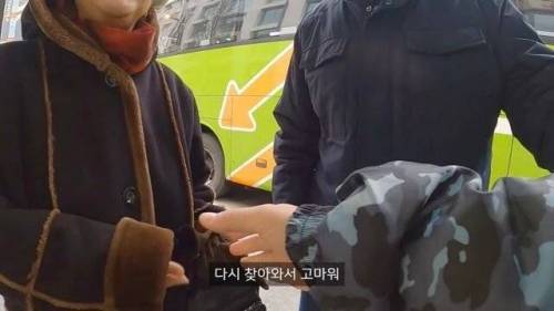 [스압] 사진 한장만 가지고 10년전 은인 찾아가기.jpg
