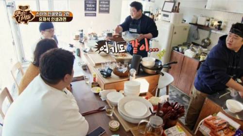 [스압] 맛있는 녀석들이랑 대화하다 문화충격 받는 유재석