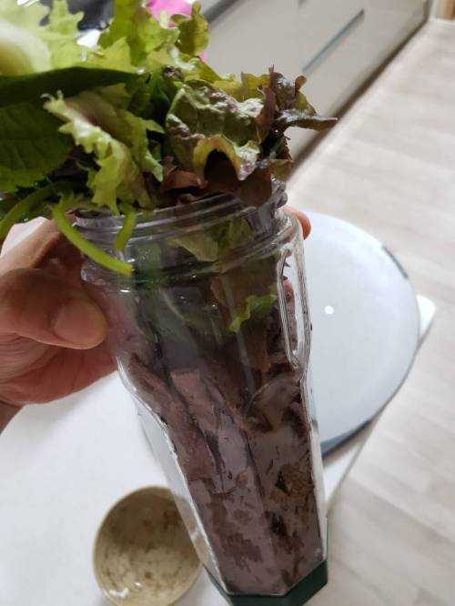 헬창씩 쌈싸먹기.jpg