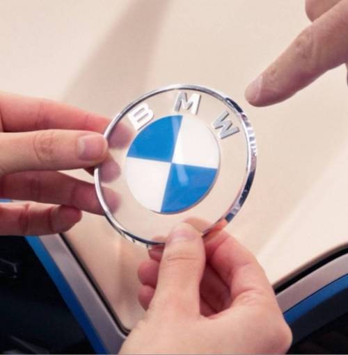 새로운 BMW 로고.jpg
