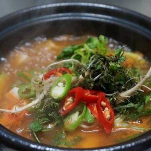 은근 고르기 힘든 된장찌개 종류.jpg