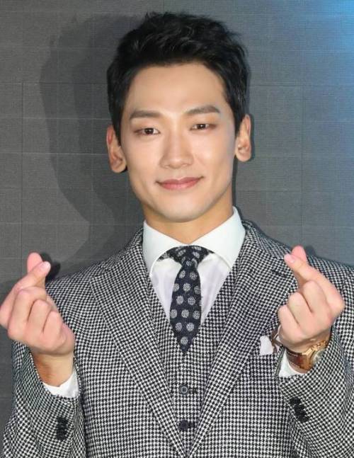 여기 150억과 미녀가 있습니다..swf