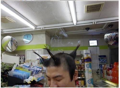 세계의 기묘한 헤어스타일.jpg