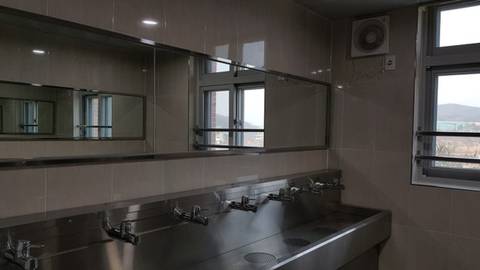 양치실이 따로있는 학교.jpg