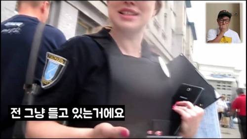 우크라이나 여경.jpg
