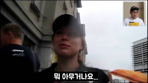 우크라이나 여경.jpg