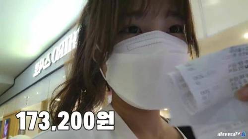 [스압] 18시간 굶고 초밥을 먹으면.jpg