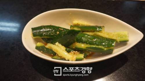전남친이 물어봤다는 맛집 ‘오사카 모미지’ 다녀옴.mp4