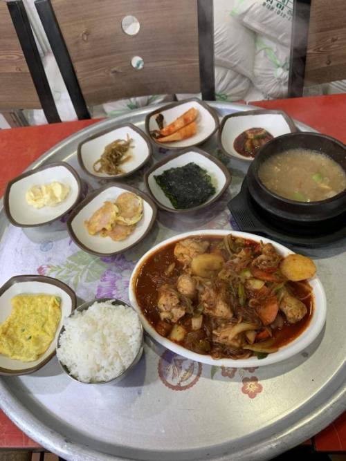 경북대 5천원 찜닭정식.jpg