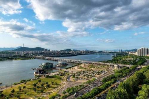 미세먼지 수치 제로인 날 서울 모습.jpg
