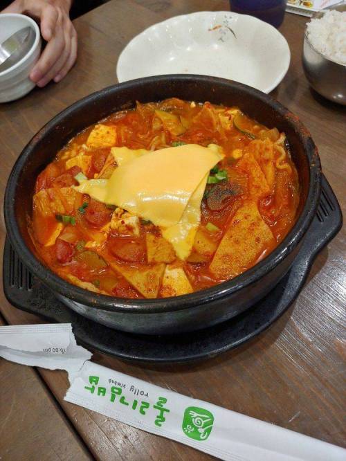 [스압] ㄹㅇ 현지화 잘된 미국의 코리안 스타일.jpg
