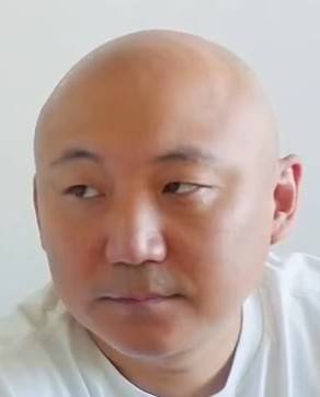 [스압] 대머리는 수영장에서 수영모를 써야할까?
