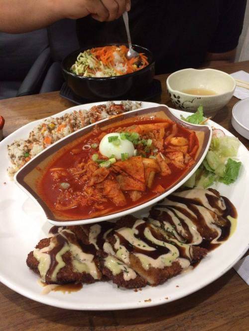 [스압] ㄹㅇ 현지화 잘된 미국의 코리안 스타일.jpg