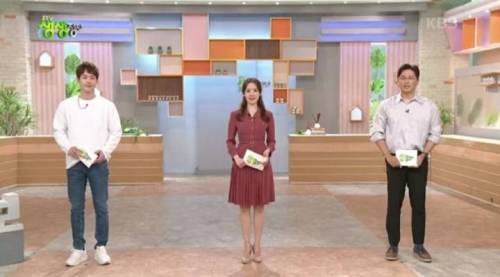 점점 멀어지는 생생정보 엠씨들