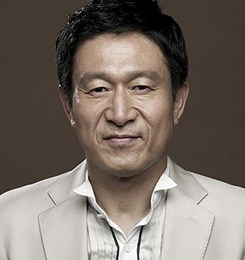 드라마 각시탈을 거절했던 배우들에게 쓴소리를 날렸던 김응수