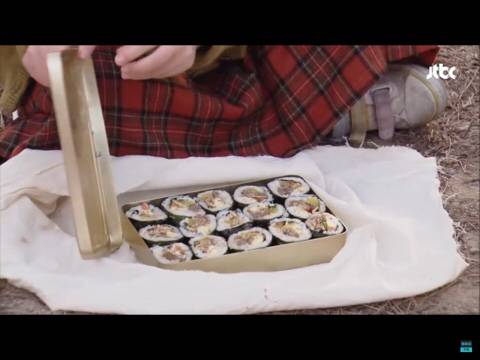 [스압] 그 때 알았어.. 얻어온 김밥이구나