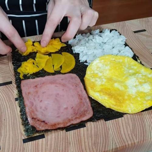 접어먹는 신종 김밥.jpg