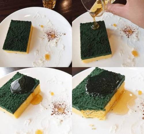 논란의 말차 치즈케이크.jpg