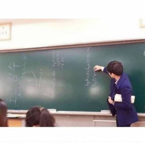 만우절 선생님들의 역습.jpg