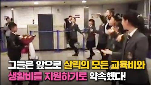 [스압] 16개 국어를 하는 캄보디아 소년.jpg