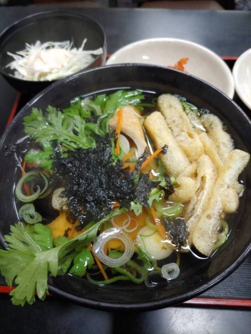 아직 죽지않은 추억의 프랜차이즈 장터국수.jpg