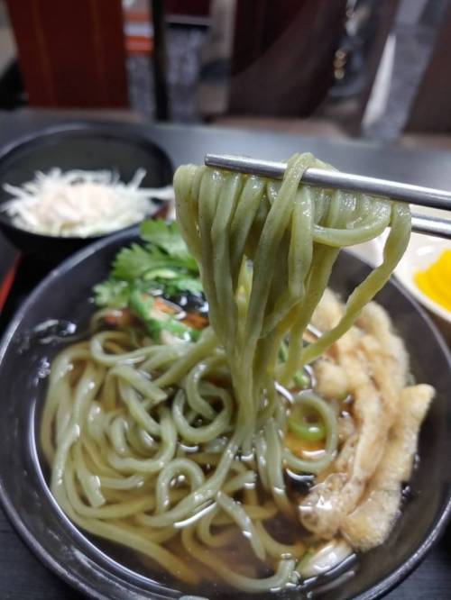 아직 죽지않은 추억의 프랜차이즈 장터국수.jpg