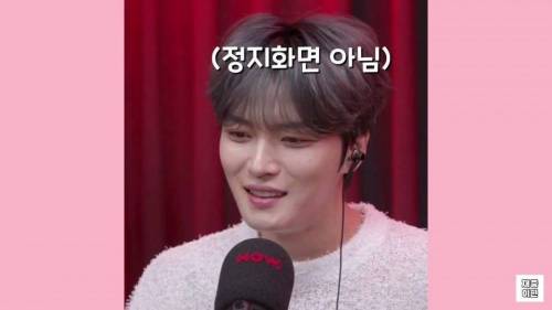 [스압] 김재중 "동방신기 스마트교복 구입해서 싸인카드 받아간분들 보세요"