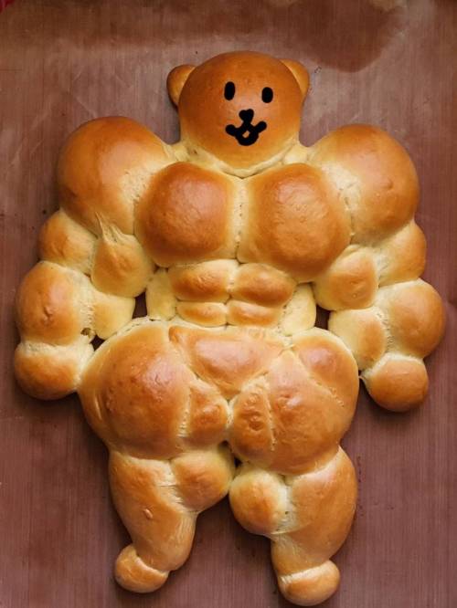 오븐에서 벌크업 하고 나온빵...jpg