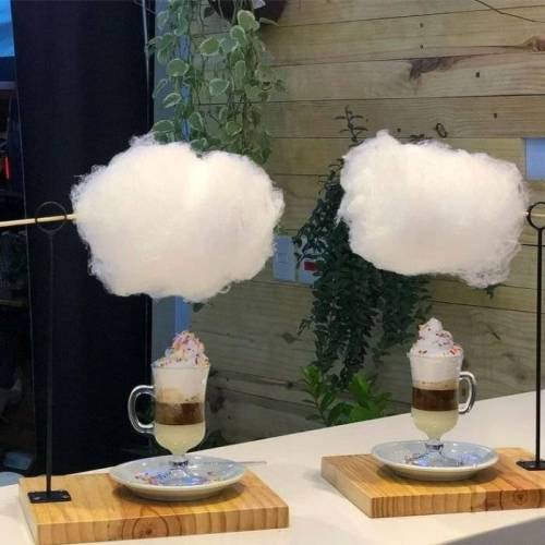 솜사탕을 이용한 구름 데코.jpg