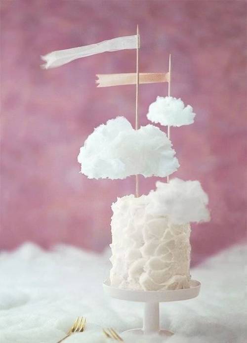 솜사탕을 이용한 구름 데코.jpg