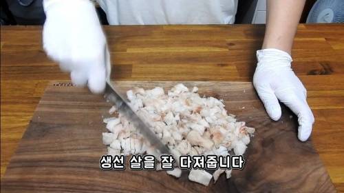 [스압] 먹으면 수중호흡이 가능해진다는 빵.jpg