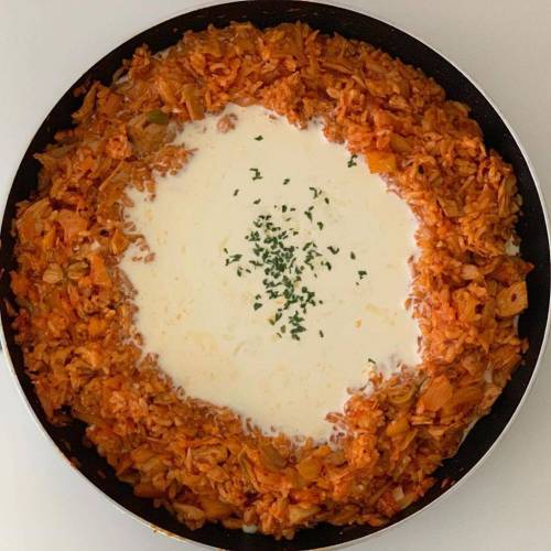 의외로 존맛 조합이라는 생크림 김치볶음밥....jpg