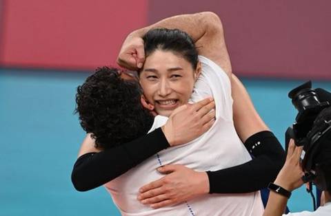 김연경 선수의 감동짤과 감동파괴짤.jpg