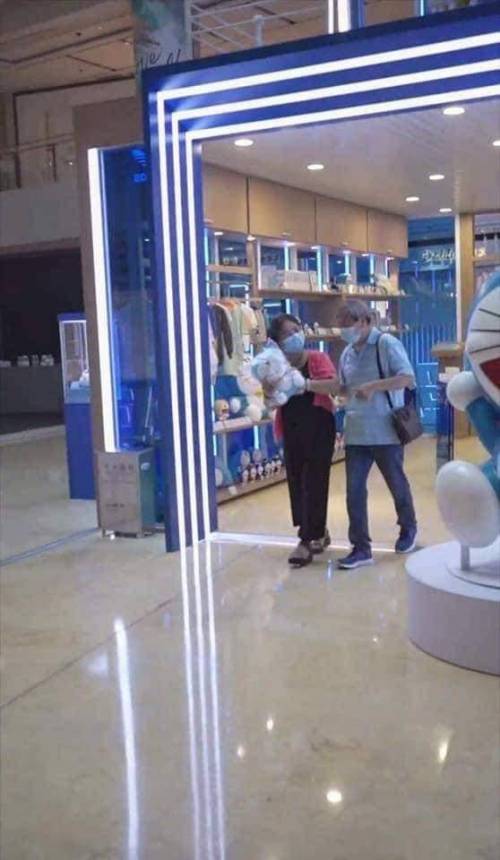 [스압] 도라에몽 두고 타협하는 부부.jpg