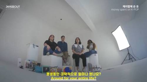 [스압] K-POP 외국인 팬이 케이팝에 쓴 돈.jpg