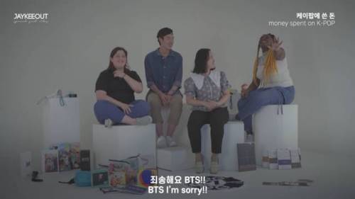 [스압] K-POP 외국인 팬이 케이팝에 쓴 돈.jpg