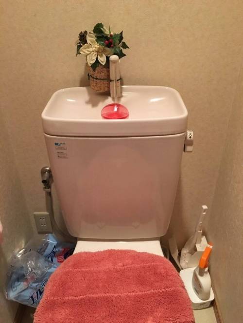 일본 가정집 화장실 특징.jpg