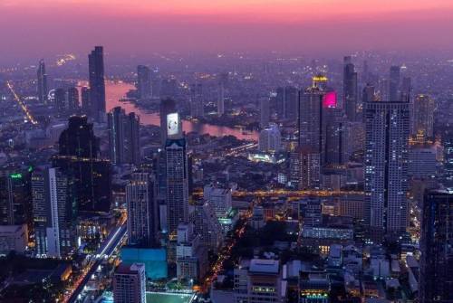 태국 방콕의 스카이라인.jpg